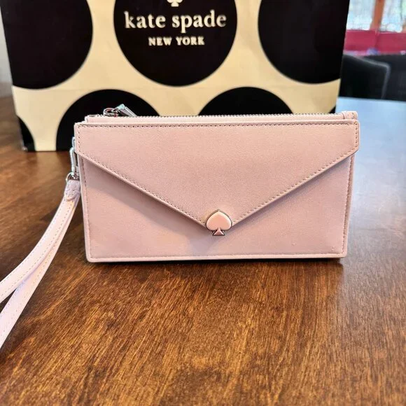 Kate Spade Yours Truly Envelope Wristlet Clutch Heart Wallet - Powdered Sugar - Picture 1 of 8